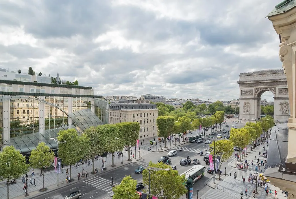 Arc De Triomphe - Foch Palace Апартаменты Париж